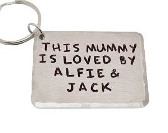 PERSONALISED MUMMY KEYRING | This Mummy is loved by | Mothers Day Gift | New Mum | Grandma | Son Daughter | Mom | Gifts For Mum Wife