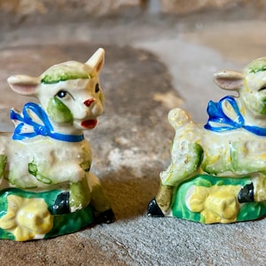 Antique Salt and Pepper Shakers, Tiny Sheep Lambs, 1950s Japan, Ceramic Hand Painted with Original Cork Stoppers, 1950s Kitchen Dining