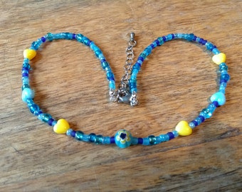 Y2K beaded handmade choker necklace / Beachy Blues Seed / Heart / Flower Bead / 90s / Skater / Club kid / Hippie / Raver / Y2K