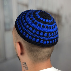 Frik kippah Large knit kippah jew Custom crochet kippot yarmulke Jewish kids kippah Rosh Hashanah Passover Hanukkah Bar Mitzvah Gift for him