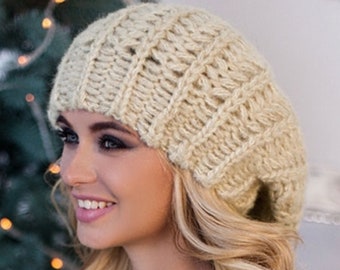 Bonnet slouchy en tricot chunky Béret en tricot beige pour femmes Bonnet surdimensionné en alpaga d’hiver Femmes chapeau dreadlock Cadeaux de Noël d’anniversaire pour elle