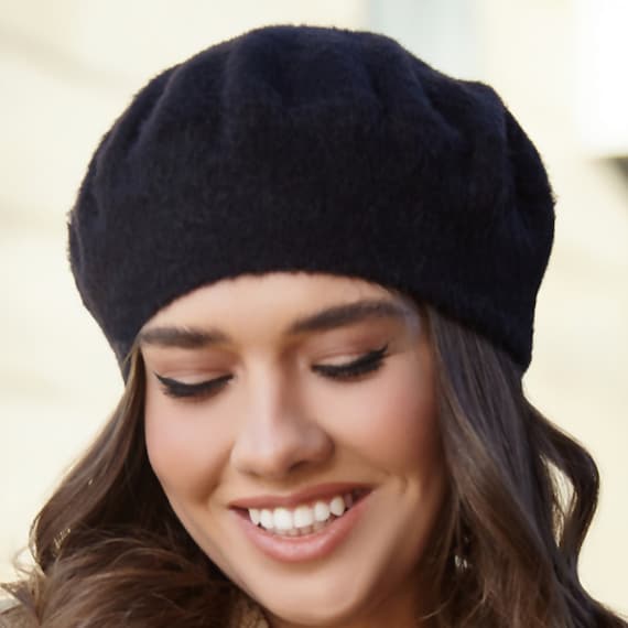 9459 Women Winter Knit Beret Hat Rabbit Hair French Style Beret Classic Warm French Style Beret Hats for Women Knit Artist Hats Classic  main image 3