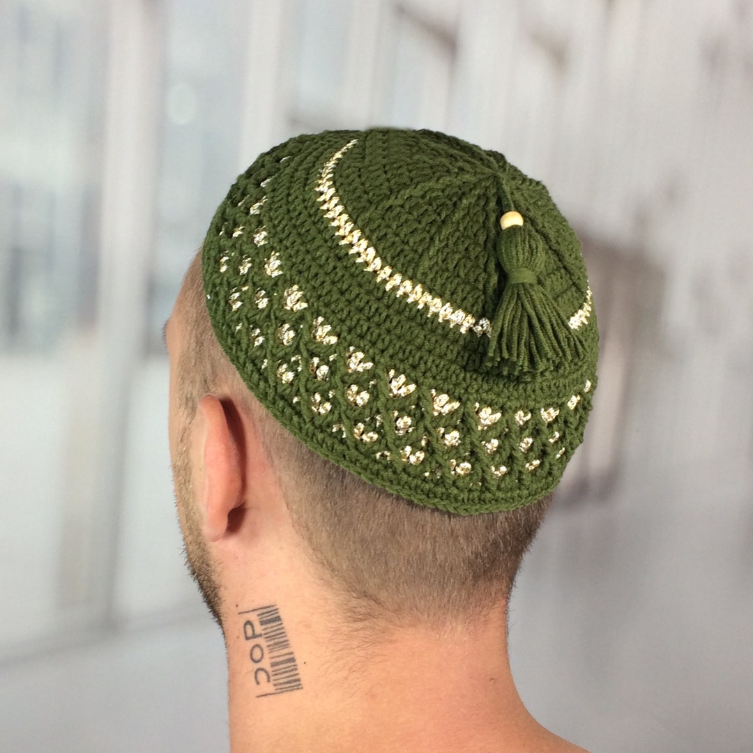 XXL Cozy Fit Yarmulke Knit Kippah With Gold Embellished Large Frik