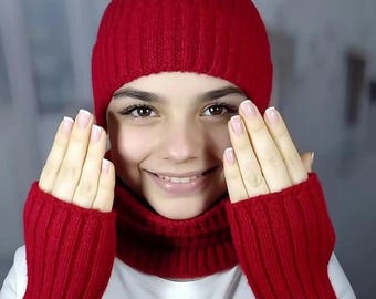 Wool Knit Set: Beanie, Neck Warmer, Fingerless Gloves