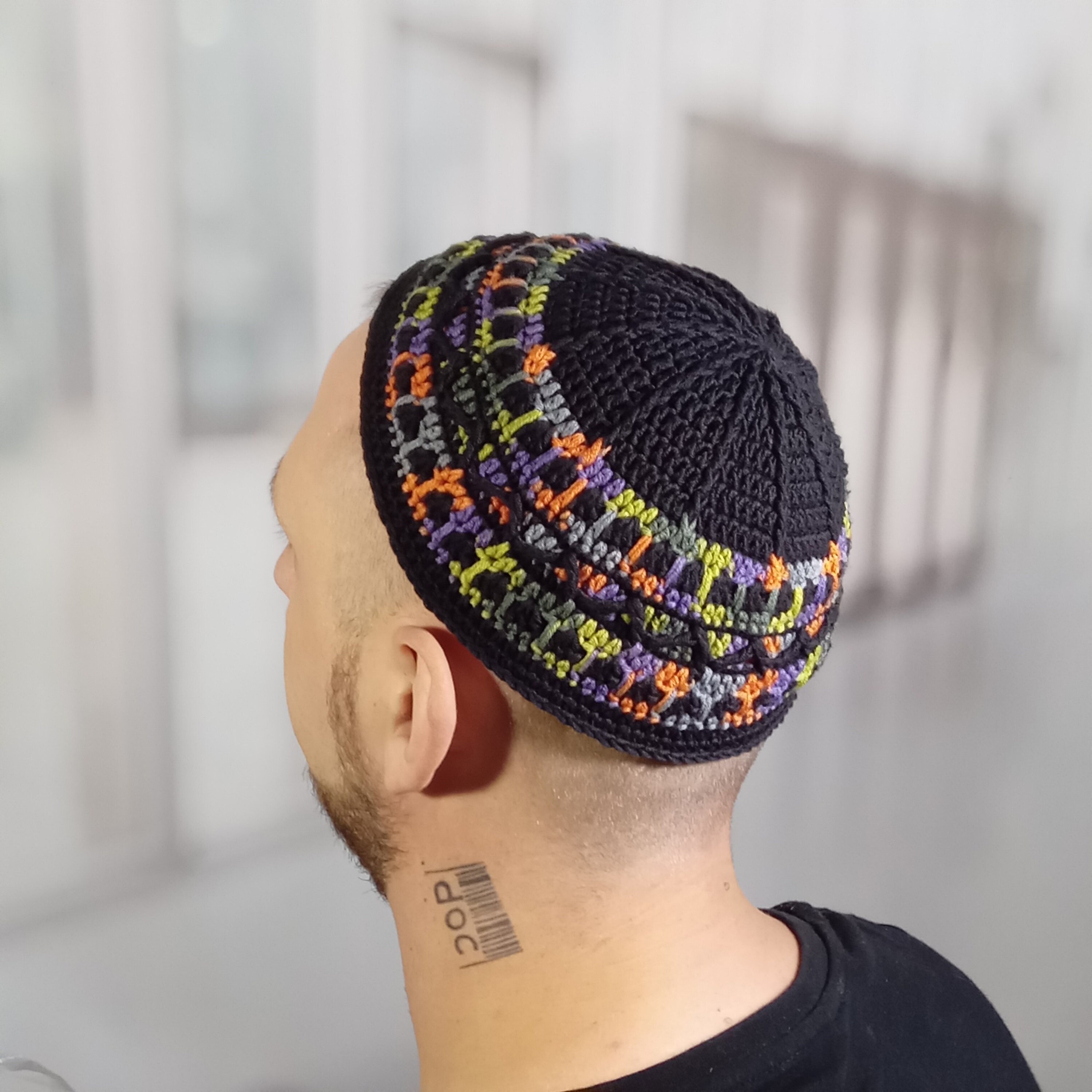 26 Crochet Kippah Patterns for Everyday Wear, Gifts, and Judaica-Inspired Style 27 Colorful Jacquard Crochet Kippah for Fall