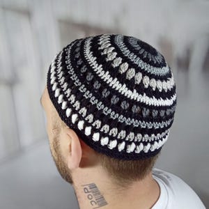 Crochet Weave Kippah: Custom Knit Yarmulke for Big Head