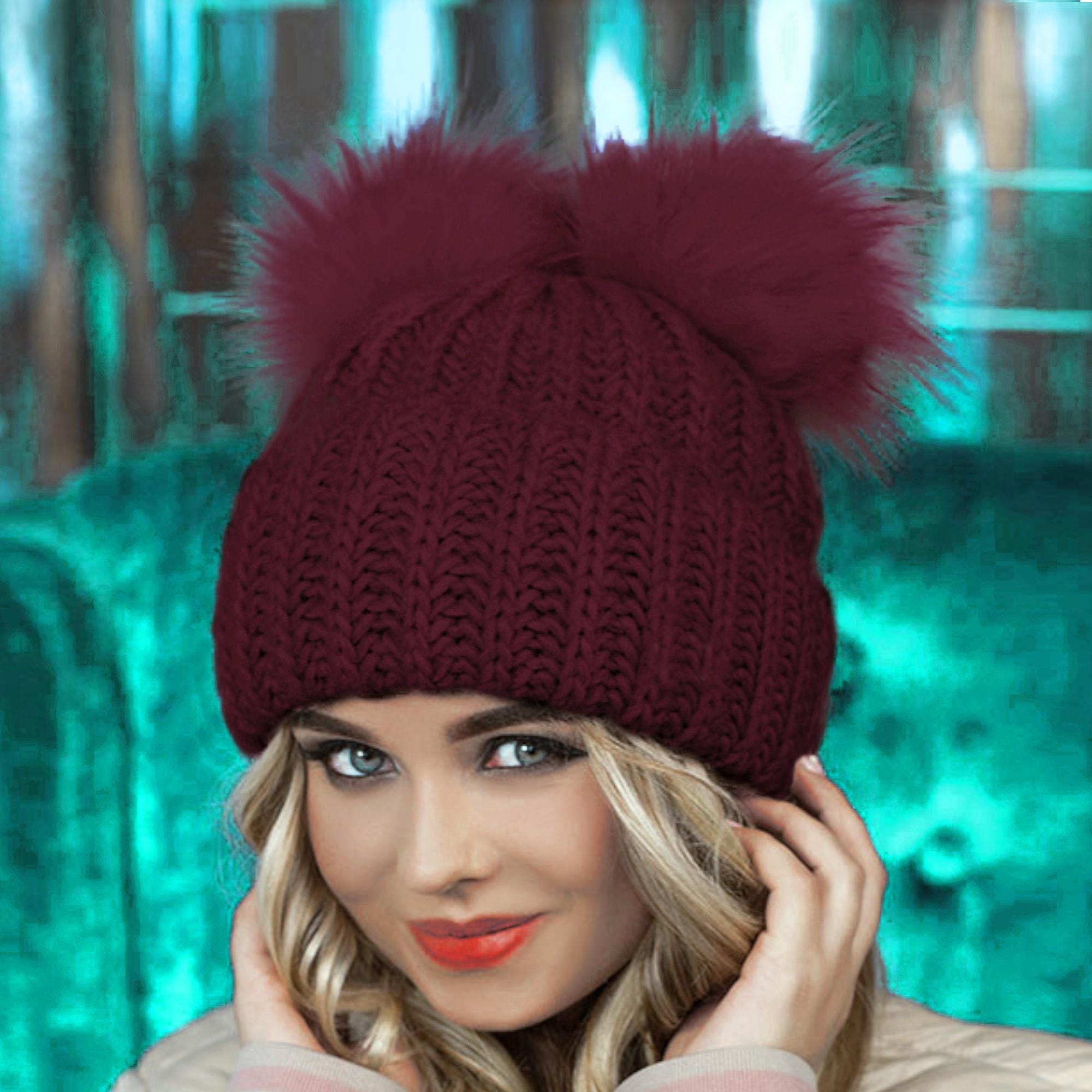 Lana Negro Bobble Sombrero Con Verdadero Zorro Pom-pom / Lana Natural