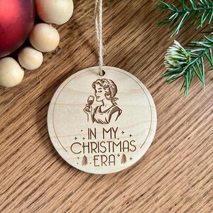 Funny Retro Woman In my Christmas Era wooden Ornament, Unique Drinking sarcastic Holiday decor, Custom Holiday Wine Tag for secret Santa