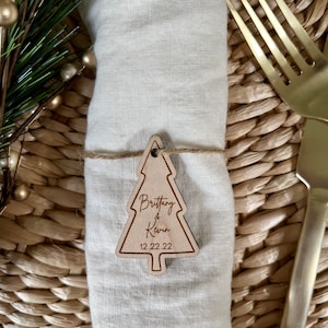 Custom Wooden holiday Christmas Heart Tags, Wedding Thank You favor for Guests, Personalized Engraved Wedding Favor bulk, Thank you gifts