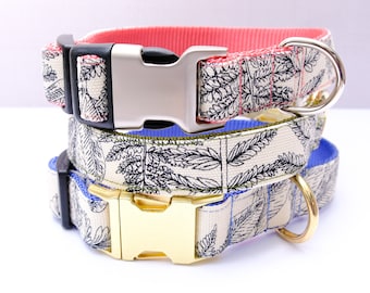 Collare per cani in tela con stampa botanica a foglie: fibbia disponibile in oro e argento.