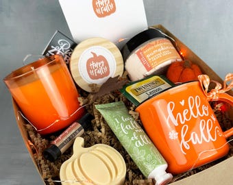 Pumpkin Gift Box, Thanksgiving Hosting Gift, Fall Decor Gift, Autumn Themed Gift Basket, Care Package, Fall Style Gift Box, Spa Gift