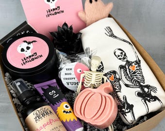 Pink Halloween Gift Box - Spooky Boo Basket For Women Horror Adult Halloween Candy Gift Boxes - Halloween Filled Boxes Goth Care Package