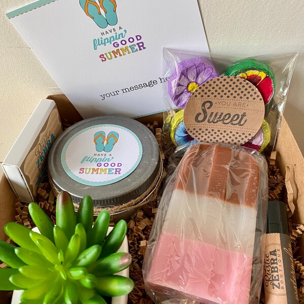 Summer Gifts for Teachers - 60+ Gift Ideas for 2024