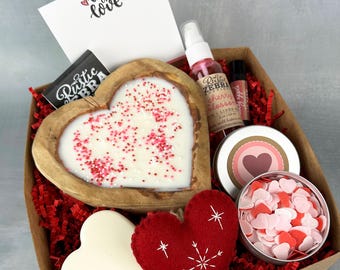Valentines Gifts For Her, Love Gift Basket, Heart Gift Box, Unique Gift For Her, Self Care Gift, Romantic Gift For Girlfriend, Care Package