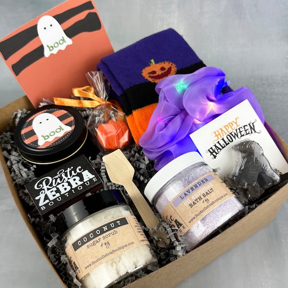 Ghost Boo Basket Witchy Gifts - Spooky Basket For Her Halloween Gift Box - Movie Night Box Adult Goth Care Package - Halloween College Gifts
