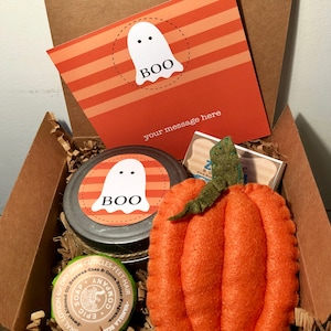 Halloween Gifts Box, Fall Gifts Box, Boo Box, Spooky Gifts Basket, Halloween Care Packages, Fall Pumpkin Basket, Halloween Party Gifts