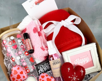 Girly Valentines Day Gift For Girlfriend, Galentine Gift Box, Valentines Gift For Her, Cute Pink Basket For Women, Romantic Gifts For Wife