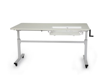 Kangaroo Tasmanian Adjustable Table