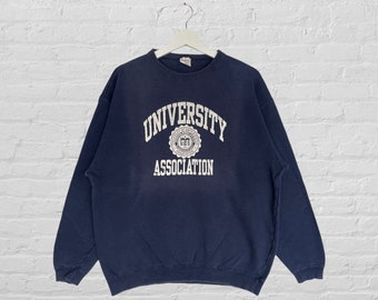 Vintage University Of United States Crewneck All Over Print Spellout Crewneck Jumper Pullover Sweater