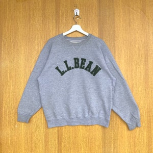 Vintage L.L. Bean Sweatshirt Embroidered Spellout Jumper Pullover Sweater