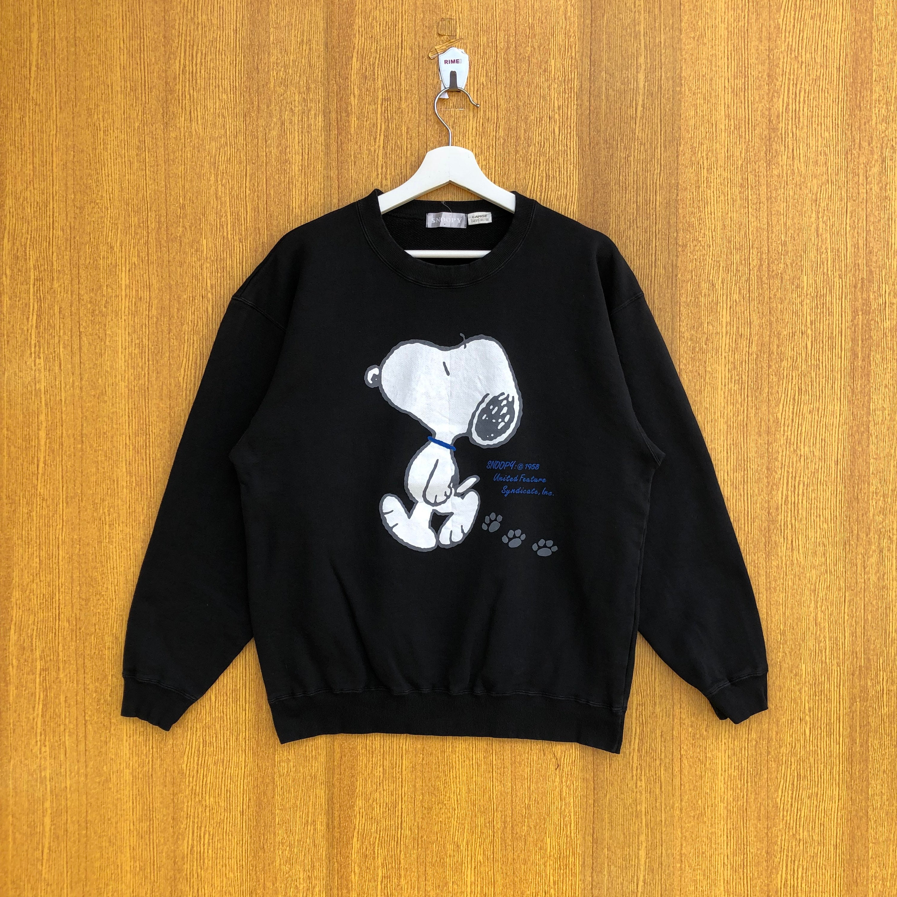 Vintage Peanuts Sweatshirt Snoopy Cartoon Characters Crewneck 