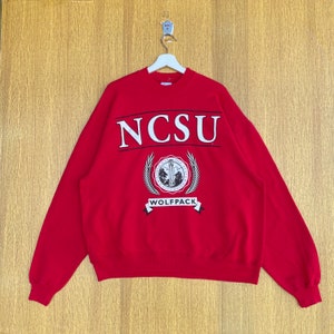 Vintage The University North Carolina State Sweatshirt Jumper Pullover