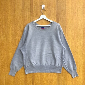 Champion Reverse Weave Sweatshirt Embroidery Small Logo Spellout Jumper Pullover