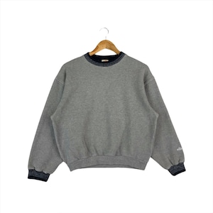 Vintage Ellesse Plain Gray Sweatshirt Embroidery Small Logo Crewneck Jumper Pullover