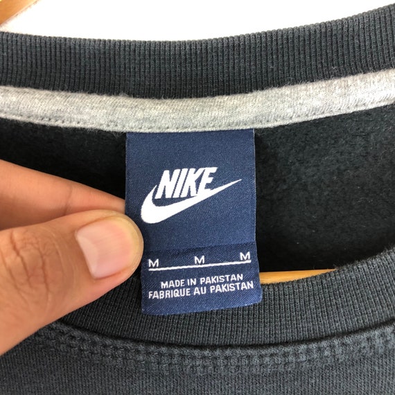 Nike pulls online