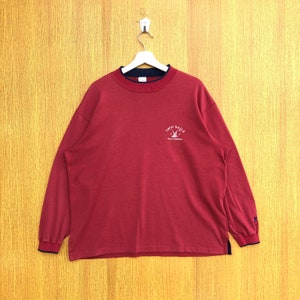 Vintage Helly Hansen Sweatshirt Embroidered Twin Sails Spellout Small Logo Crewneck Jumper Pullover Sweater