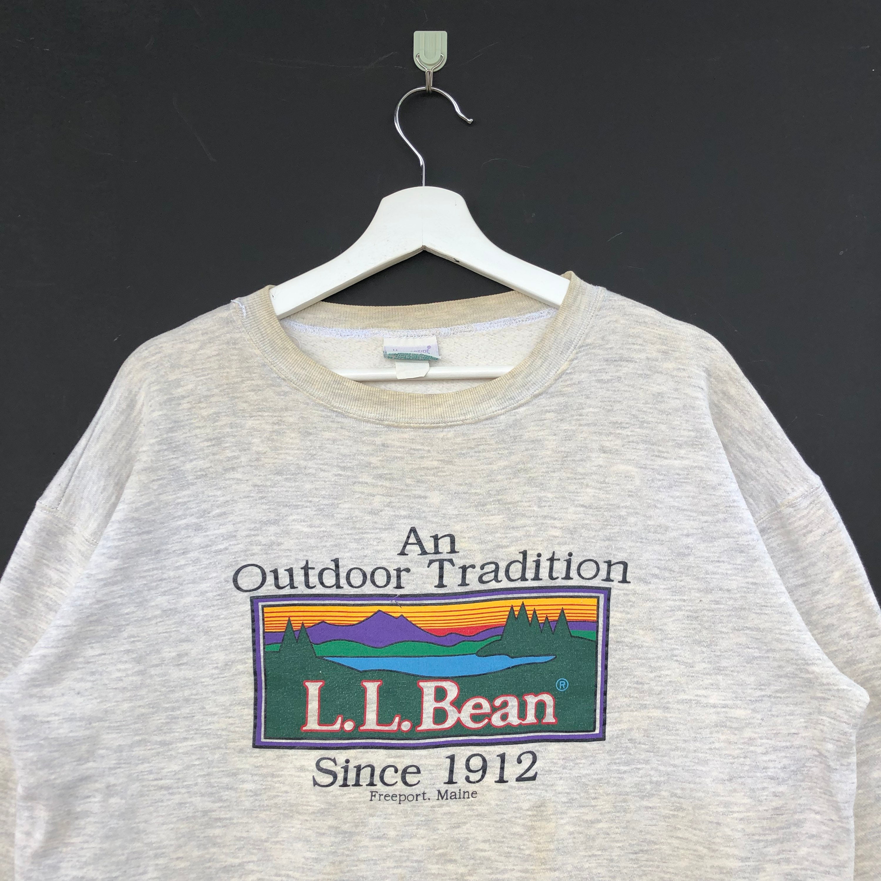 Vintage LL Bean Sweathirt All Over Print Spellout Crewneck