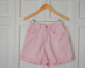 Women's Vintage Pink Denim High Waisted Shorts / 90s Denim Riders Cuffed Shorts with Pockets 25.5" Waist / Pink Jean Shorts 4.5 In Inseam