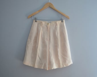Women's Vintage Peach 100% Linen Shorts / Liz Claiborne High Waisted Trouser Shorts Sz XS / 26.5" Waist Shorts with Pockets / 80s does 40s