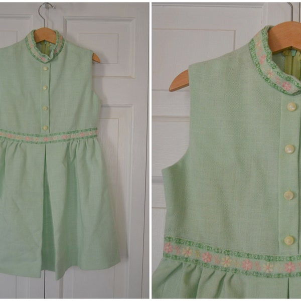 Vintage Girls' Light Green Dress with Embroidery / 60s High Collar Sleeveless Pink and Green Dress / Girls Spring Summer Dress Size 8