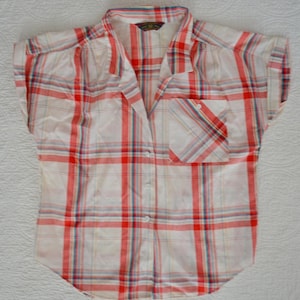 Vintage Women&#39;s Short Sleeve Multicolored Plaid Blouse / 70s 80s Lady Cavallon Collection Collared Button Down Windowpane Camp Blouse Sz L