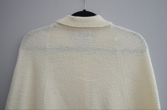 Vintage Women's Off White Button Front Poncho wit… - image 7