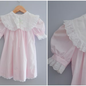 Vintage Girls&#39; Light Pink Puff Sleeve Dress / The Children&#39;s Hour by Jan Briggs Embroidered Collar Pink Dress with Lace Size 4