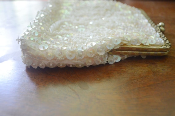 Vintage White Beaded & Sequin Clutch / Styled by … - image 3