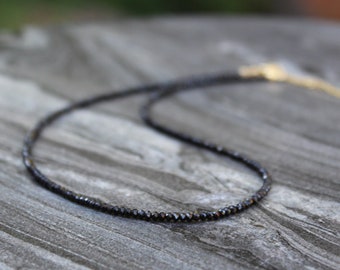 Spinel necklace, dainty beaded necklace, beaded necklace, August birthstone choker, dainty beaded choker, spinel choker