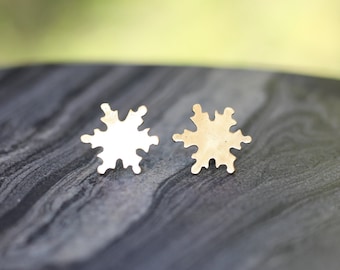 Snowdrift studs, snowflake studs, Xmas studs, minimalist studs, dainty studs, snowdrift earrings, snowflake earrings, christmas studs