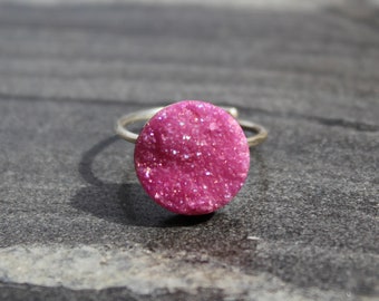 Druzy ring, sterling silver druzy ring, druzy agate ring, large druzy ring, fuchsia druzy ring