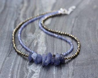 Tanzanite necklace, tanzanite choker, raw stone necklace, raw tanzanite necklace, dainty choker necklace, dainty beaded necklace