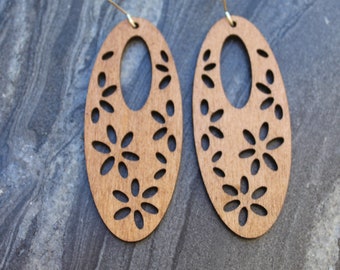 Wooden earrings, birch earrings, oval wooden earrings, floral earrings, lazer cut wooden earrings, wooden beaded earrings, wood earrings