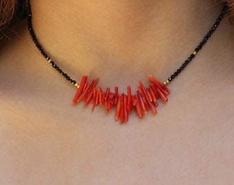 Coral necklace, Coral sticks necklace, dainty beaded necklace, spinel choker, dainty choker, coral choker, spinel necklace