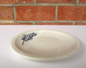 Stenciled Leaf Plate - 6 1/4" Diameter