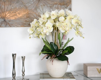 Composizione di orchidee artificiali di lusso in vaso di ceramica / Orchidee finte realistiche / Decorazione d'arredo di grande effetto / Centrotavola / Regno Unito