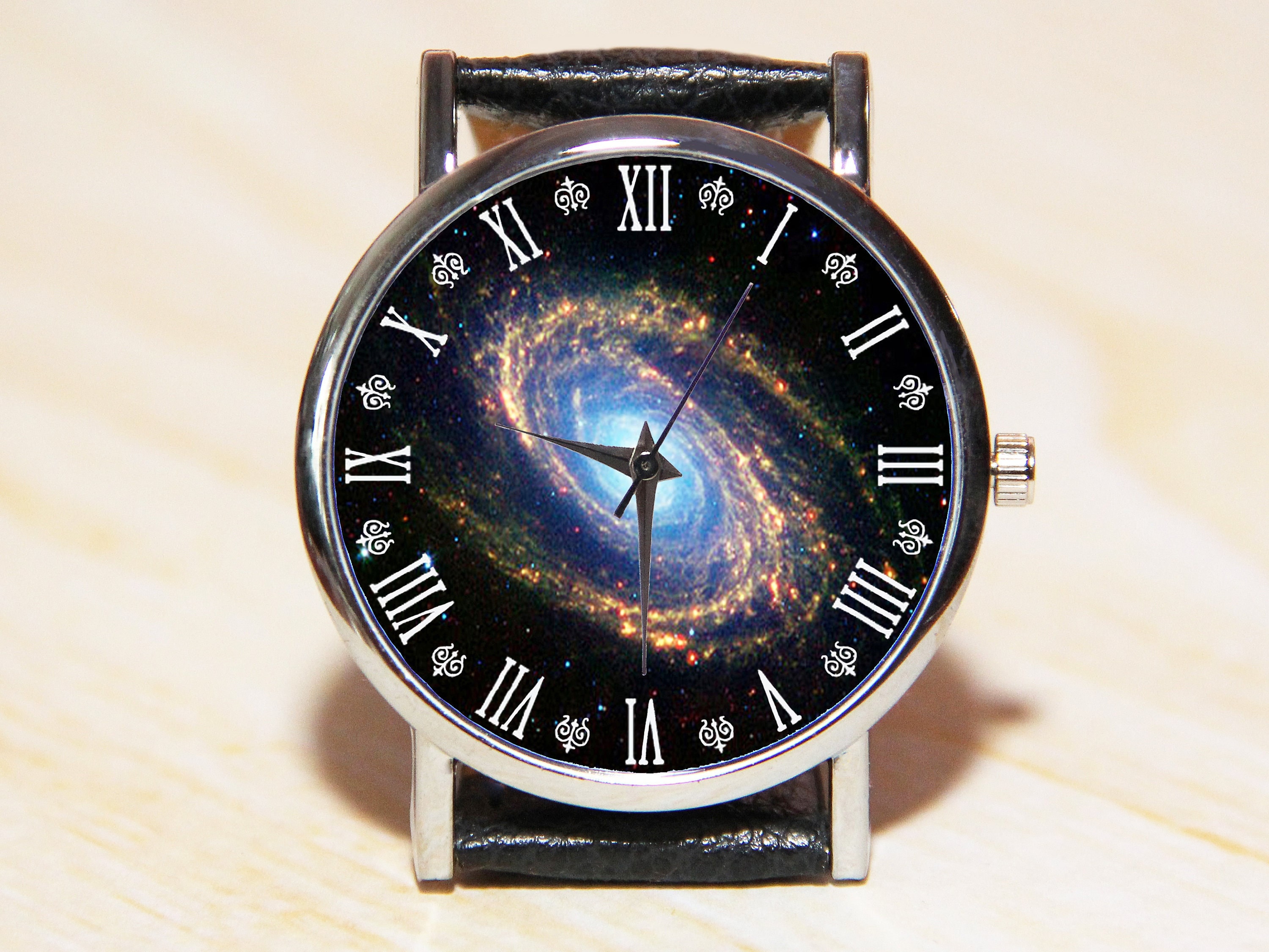 Montre galaxie, montre constellation, montre cosmos, montres pour femmes, montres pour hommes, montres noires, montre en cuir, montre spatiale, montre
