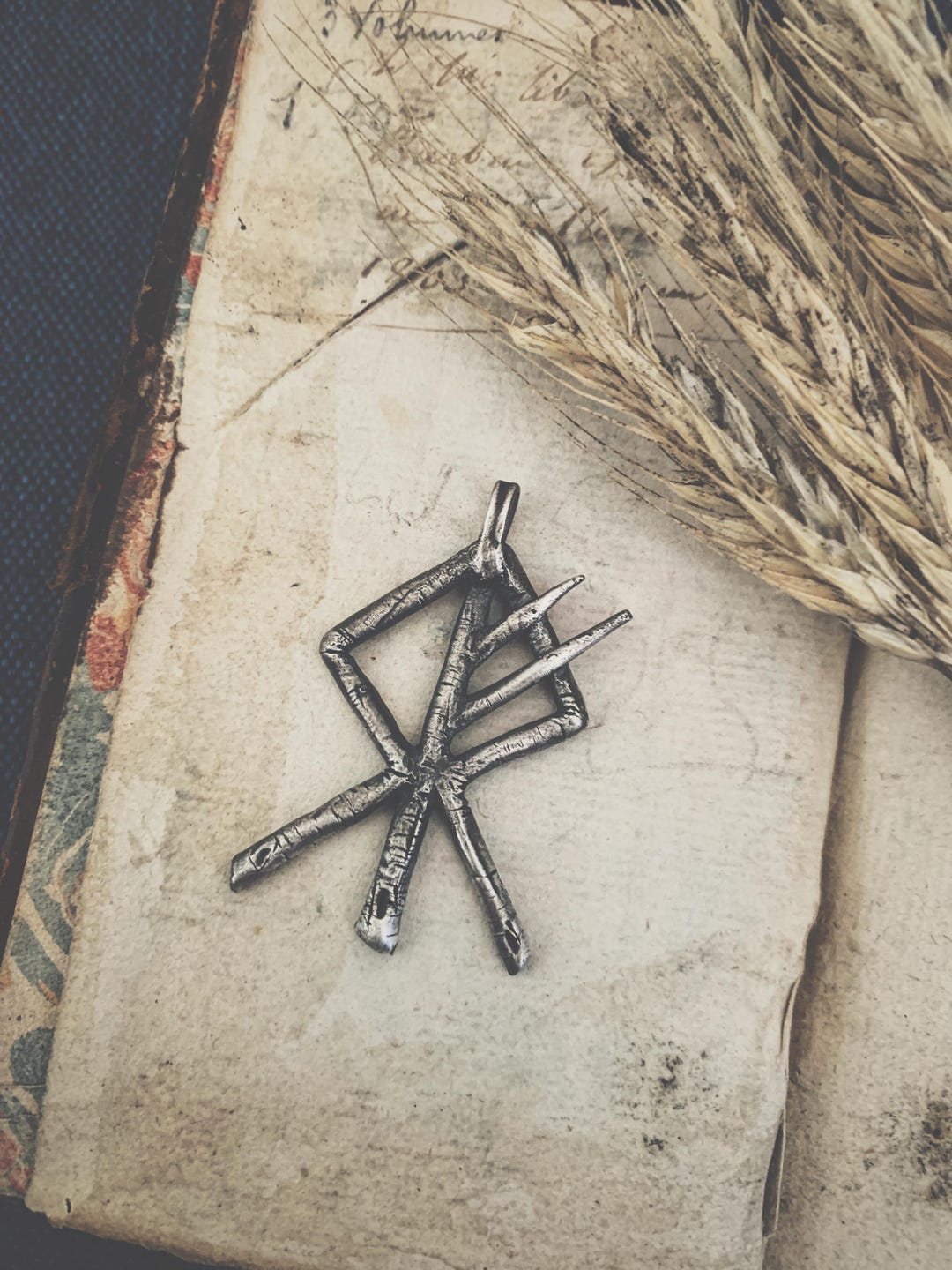 Hand-carved Wolf Bind Rune Sterling Silver Pendant – Norse Amulet - Etsy