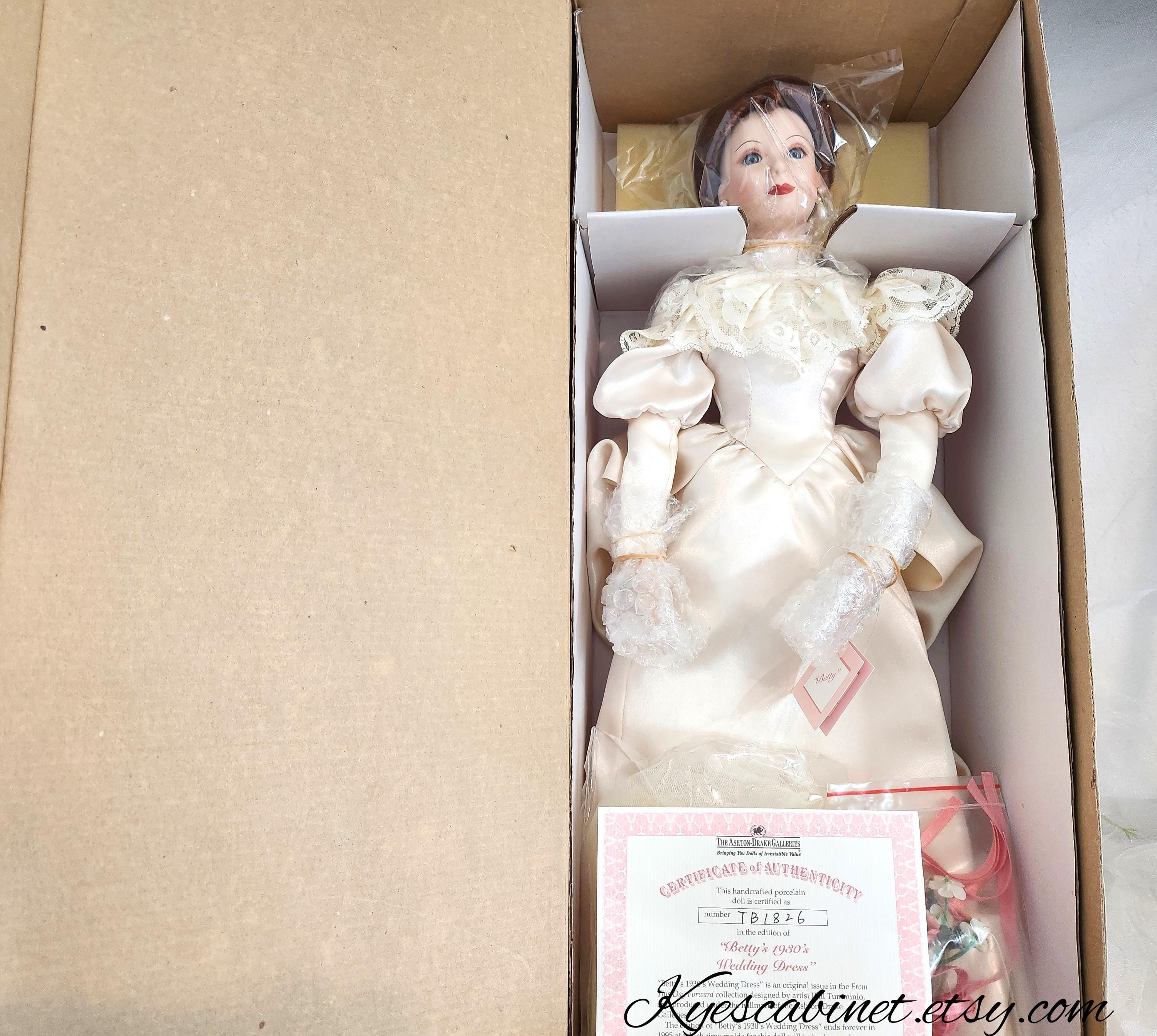 19C American Civil War Era Porcelain Dolls – Provenance – Rockwell Antiques  Dallas, image size:3000x2685