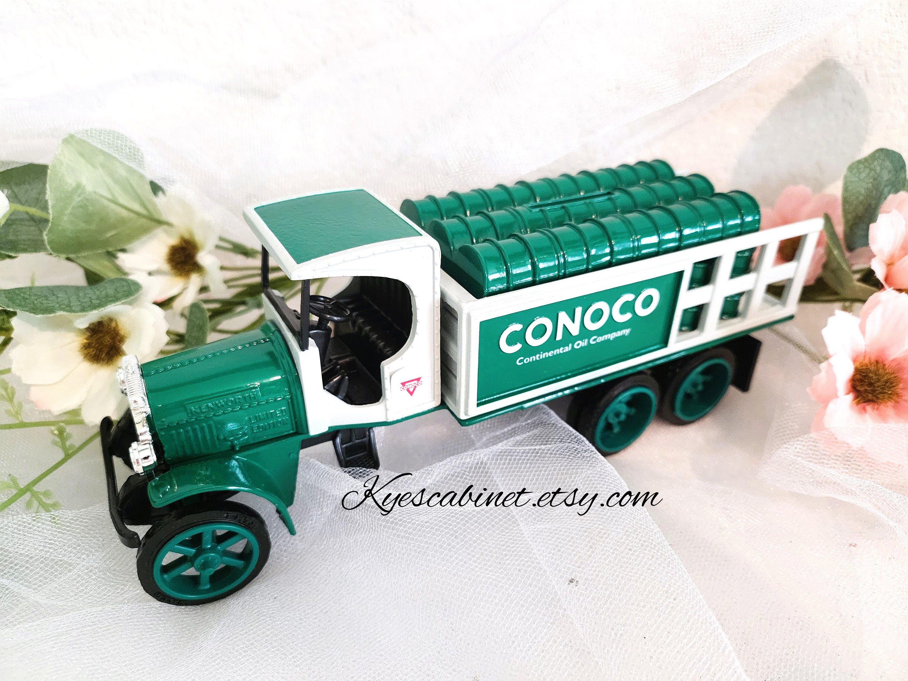 USA製ERTL STEP VAN トラック貯金箱 アメリカ雑貨 アメ車 See's Candies - Metal ERTL USA - White Delivery Truck In Box